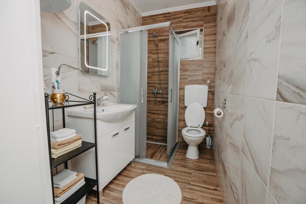 Apartamento Stan Na Dan Flora Nevesinje Exterior foto
