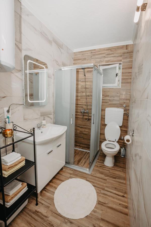 Apartamento Stan Na Dan Flora Nevesinje Exterior foto